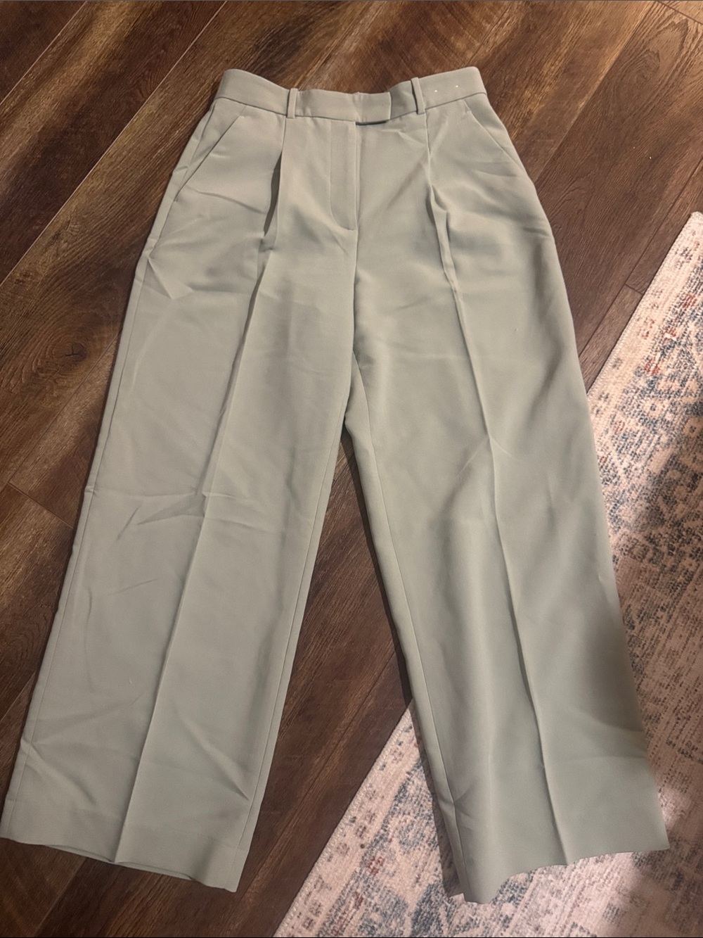 Abercrombie & Fitch Wide-Leg Trousers in Sage NEVER WORN